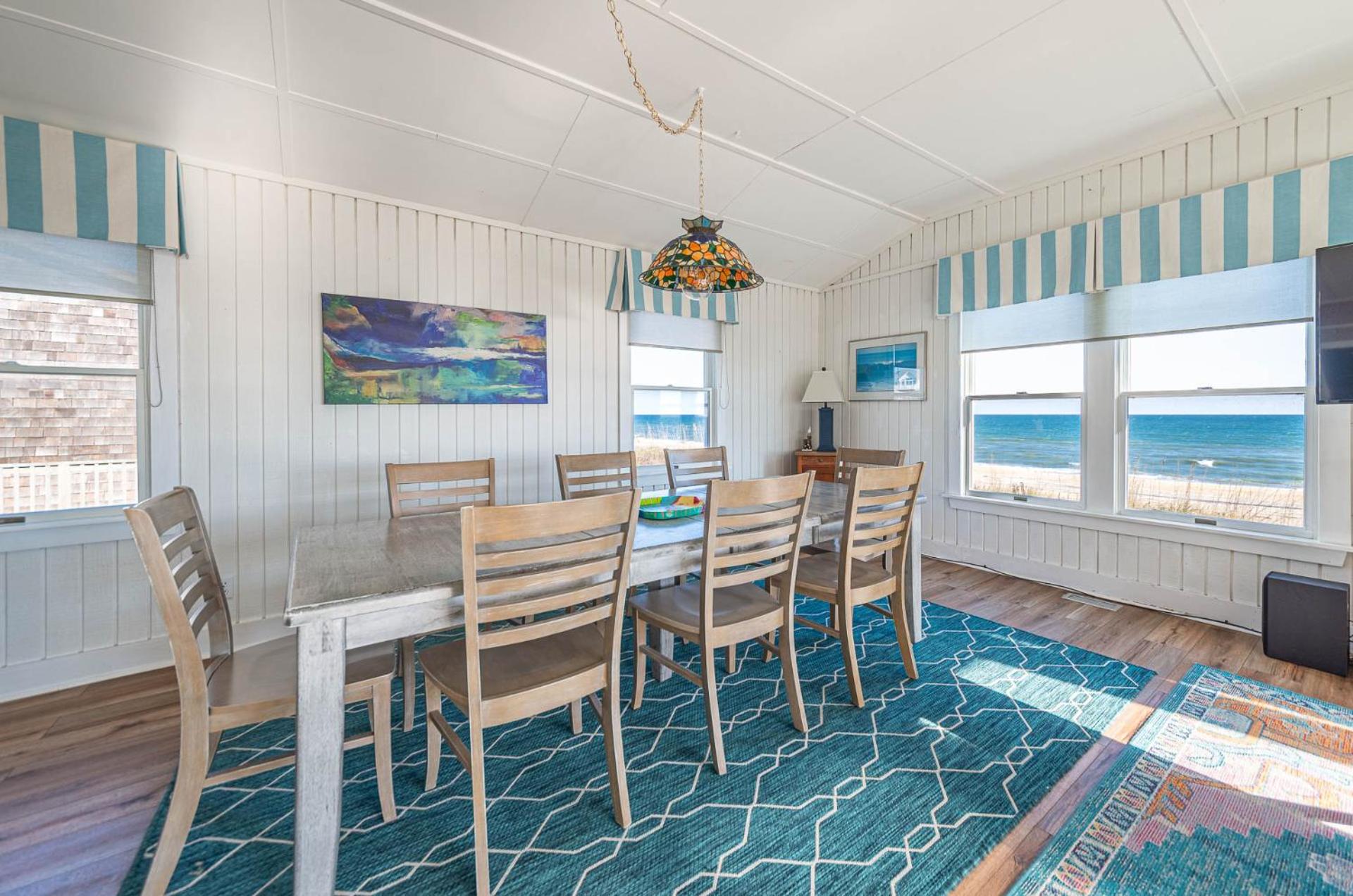 York - Duck, Carolina Dunes, Oceanfront, Ocean View, Hot Tub, Large Decks, Pets OK