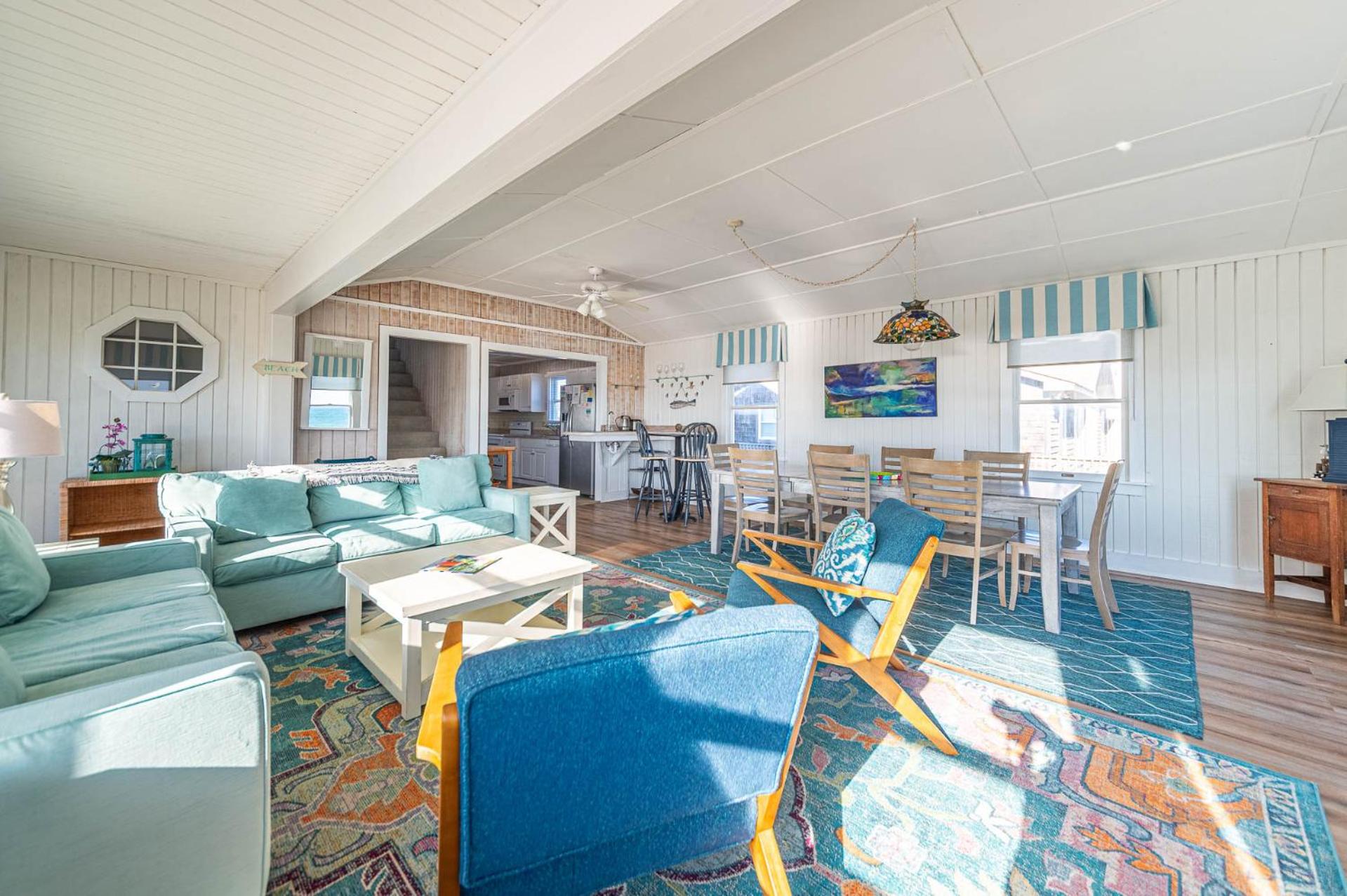 York - Duck, Carolina Dunes, Oceanfront, Ocean View, Hot Tub, Large Decks, Pets OK
