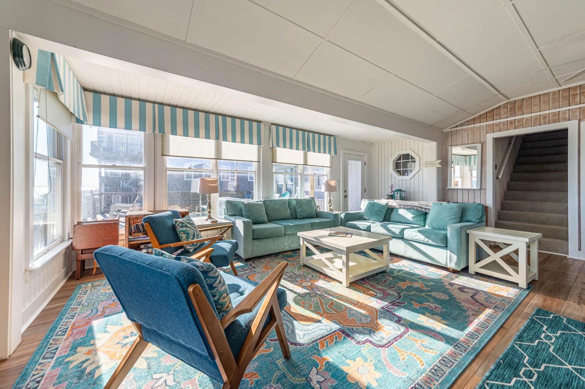 York - Duck, Carolina Dunes, Oceanfront, Ocean View, Hot Tub, Large Decks, Pets OK