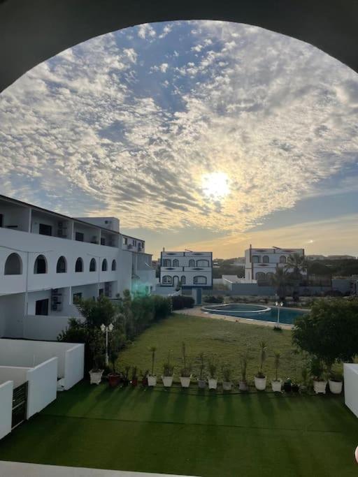 Golden Breeze Holidays view 4