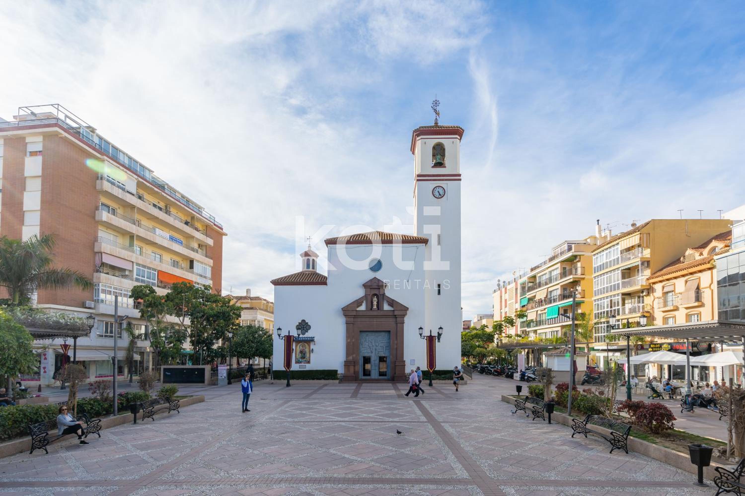 Koti Rentals - Ático Doña Ana view 2