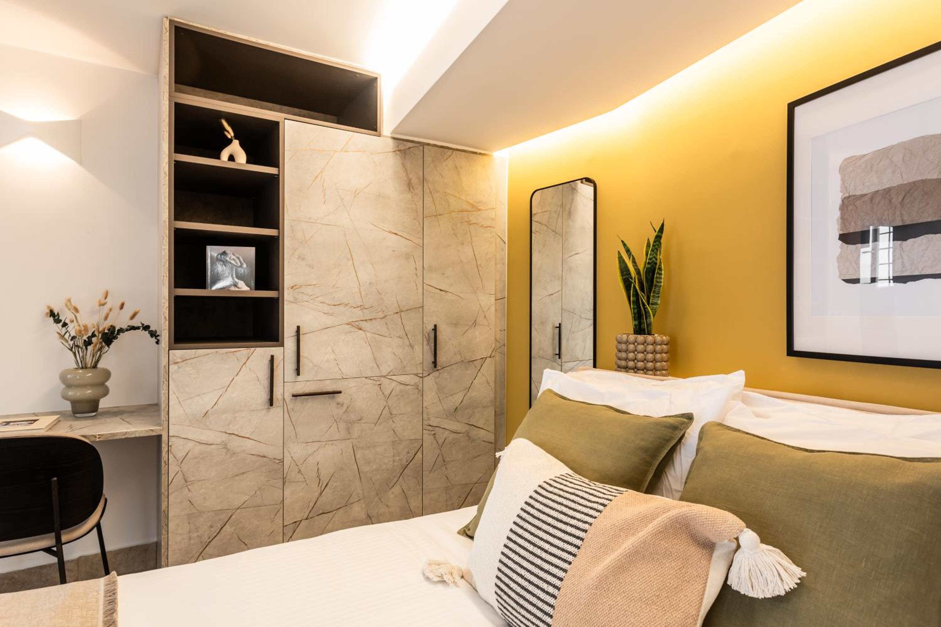Elysian Apartments in Plaka by UPSTREET