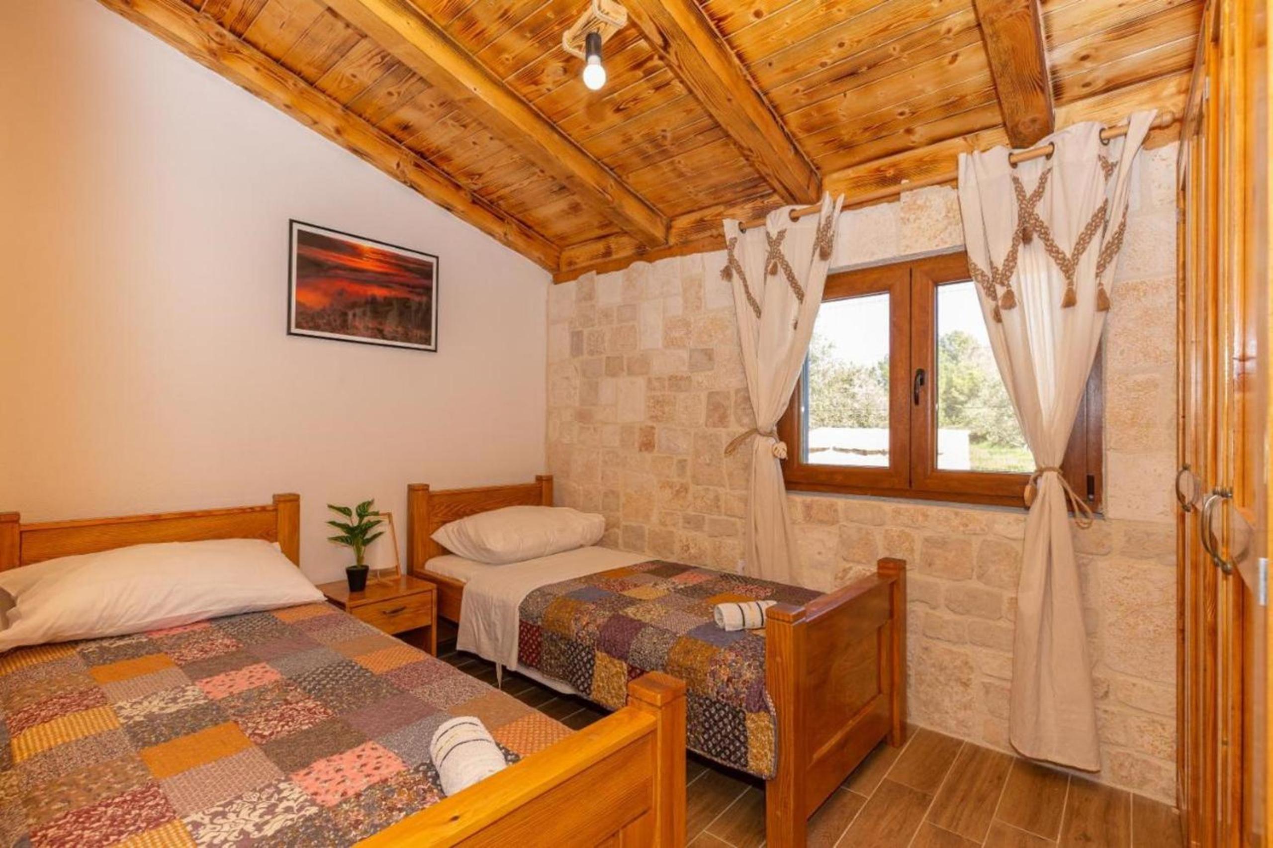 Eco Villa Solus with pool view 3