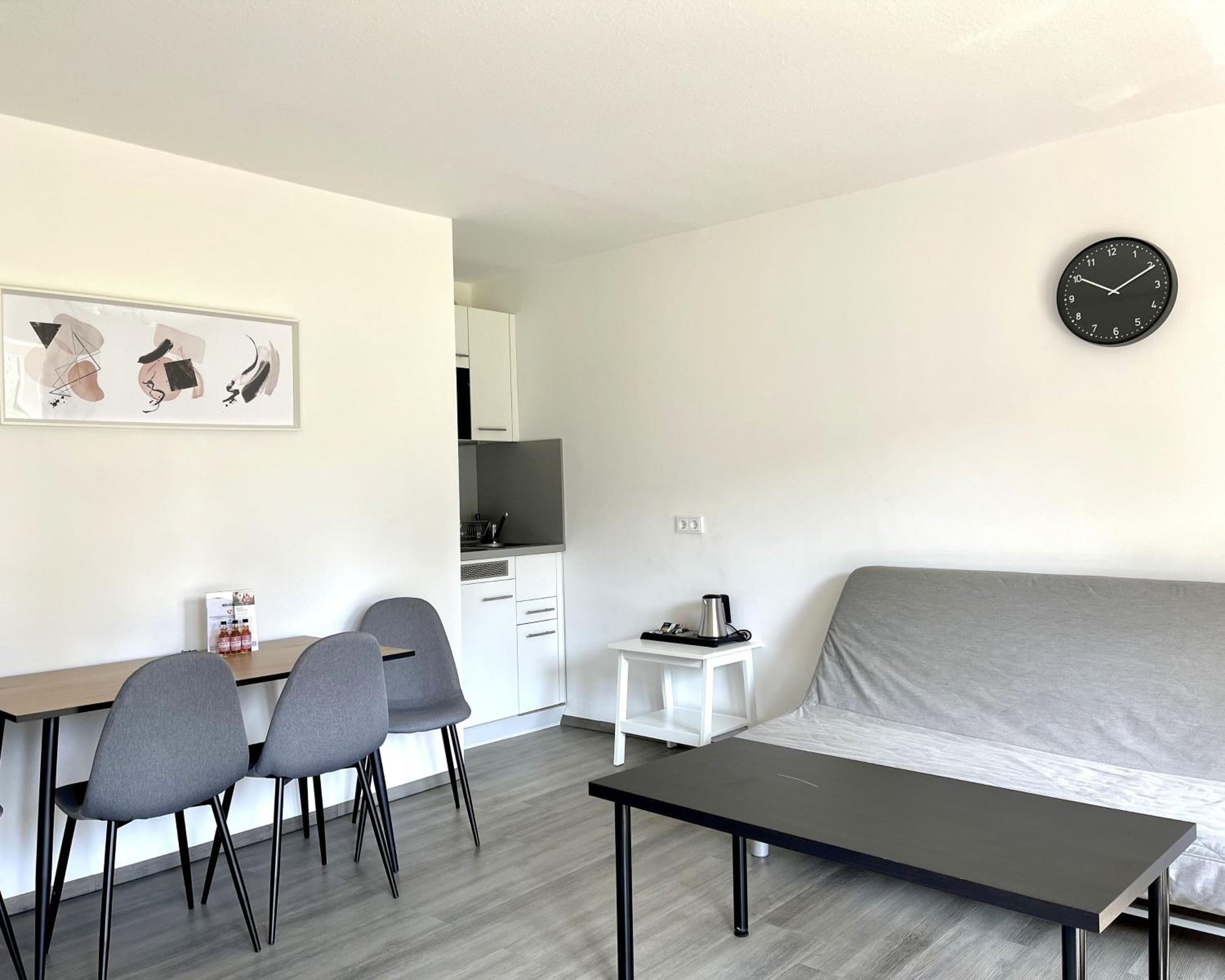 Studios im Haus Deutsch Krone I Kostenloses Parken I home2share