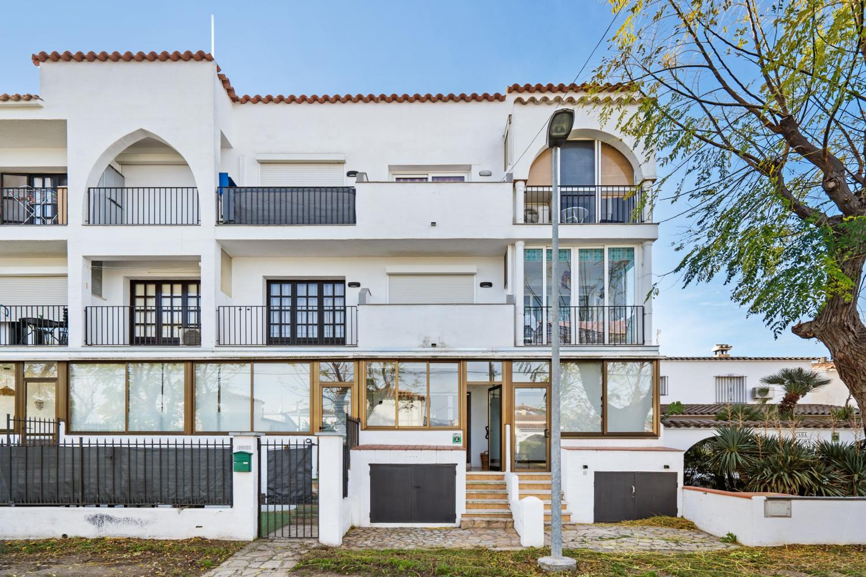 WELCS APARTAMENTO 108 EMP cerca del canal view 5