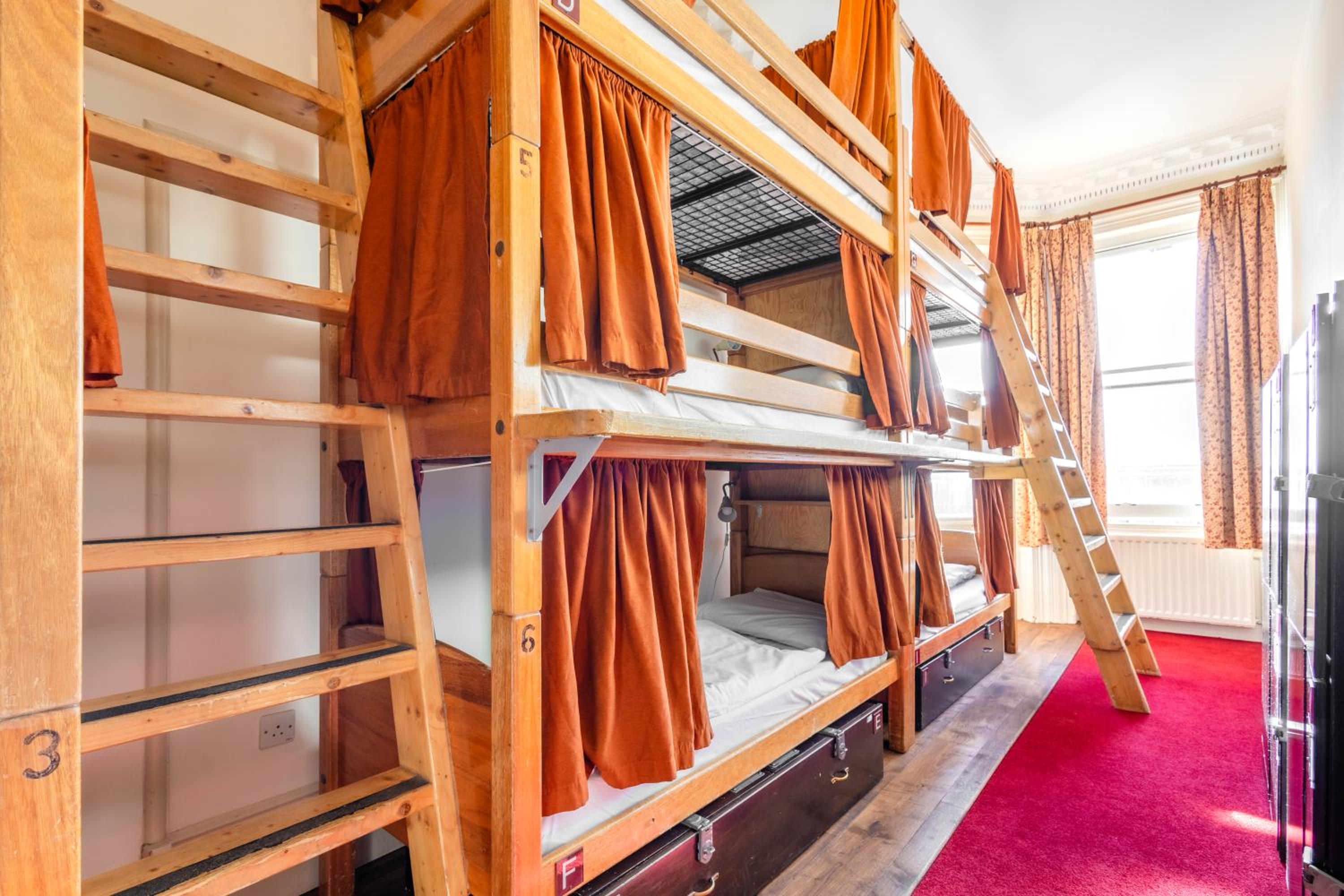 Palmers Lodge Swiss Cottage