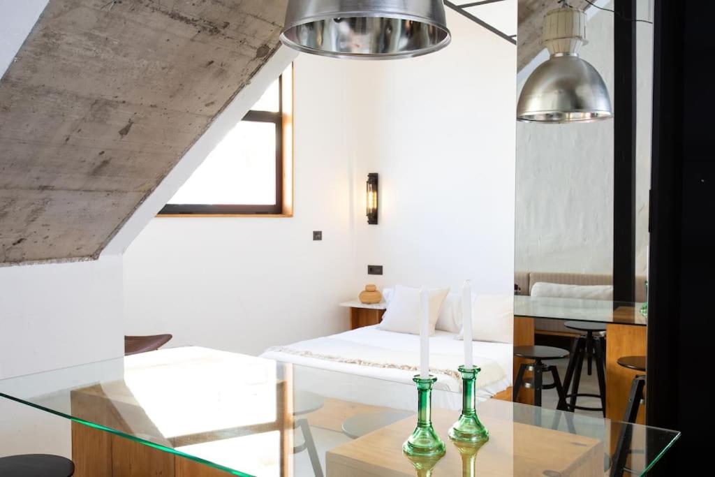 Beautiful stylish apartment next to downtown B-CrrB