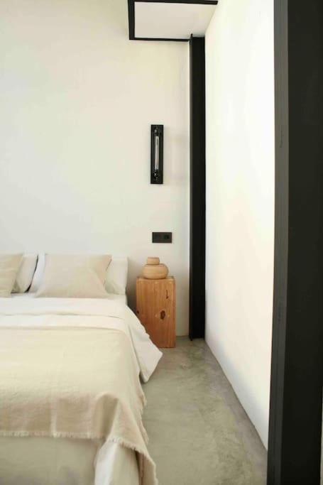 Beautiful stylish apartment next to downtown B-CrrB