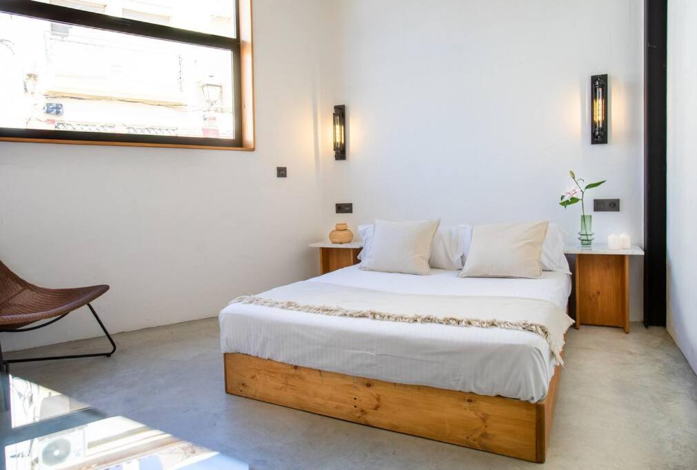 Beautiful stylish apartment next to downtown B-CrrB