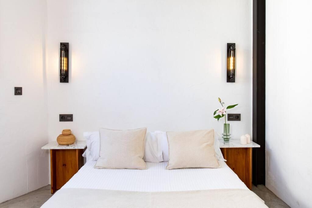 Beautiful stylish apartment next to downtown B-CrrB