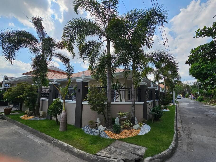 The Aston Residences Clark Private 3BR Villa near Clark Airport view 4