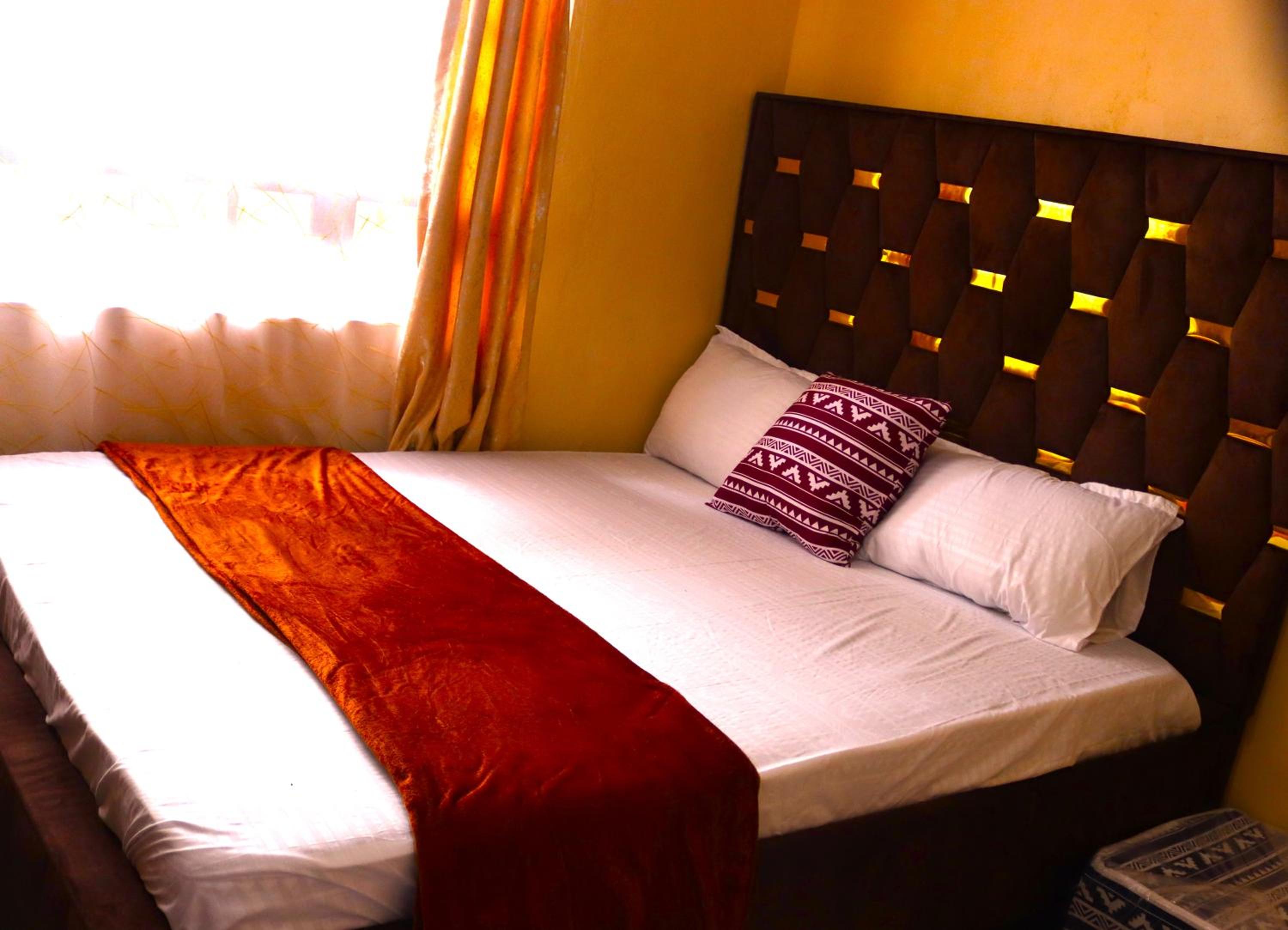 Mahnoor Studio Apartment view 2