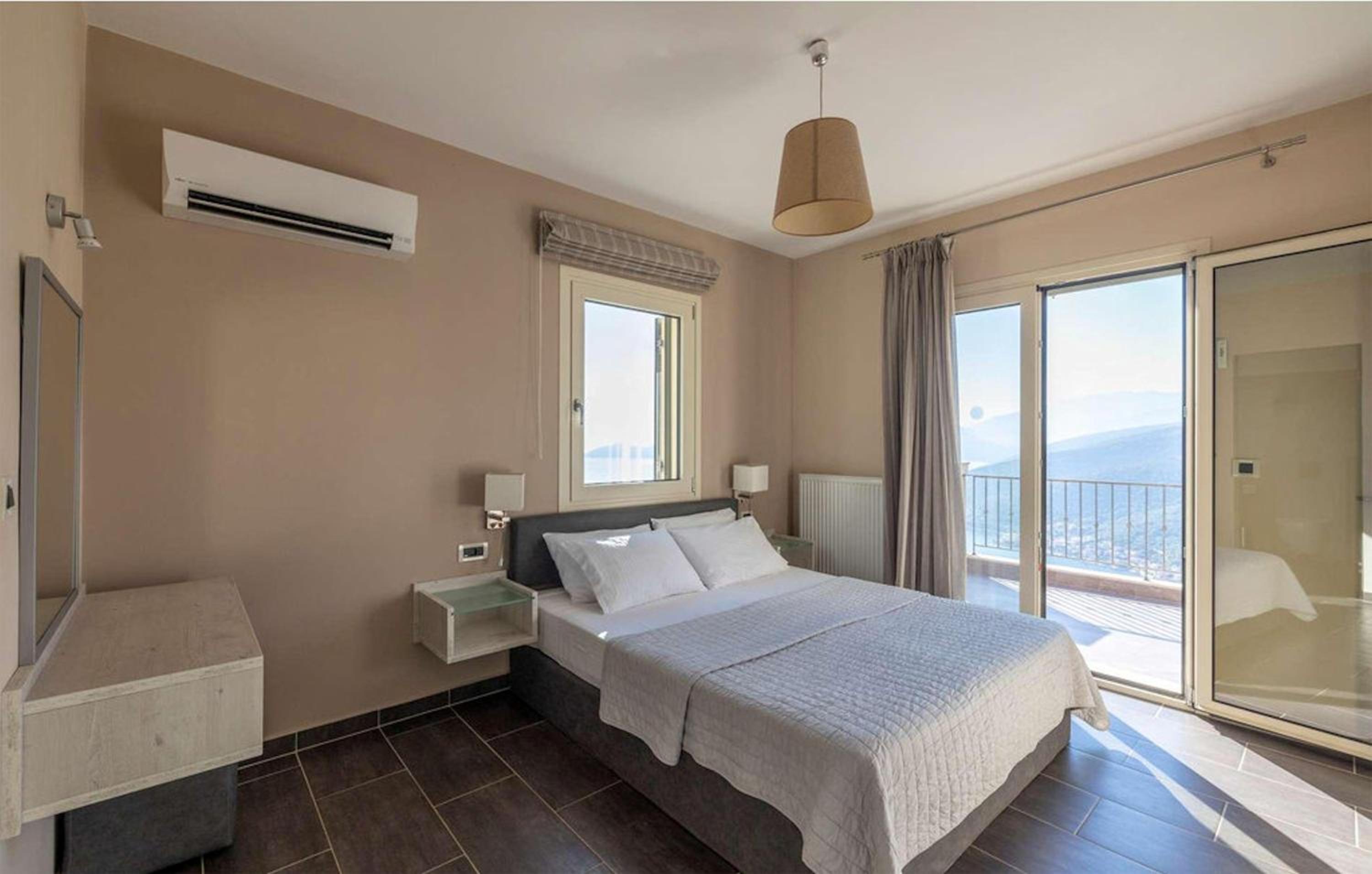 Stunning Kefalonia Villa - 3 Bedrooms - Villa Remvi - Private Infinity Pool and Astounding Sea Views - Agia Efimia view 2