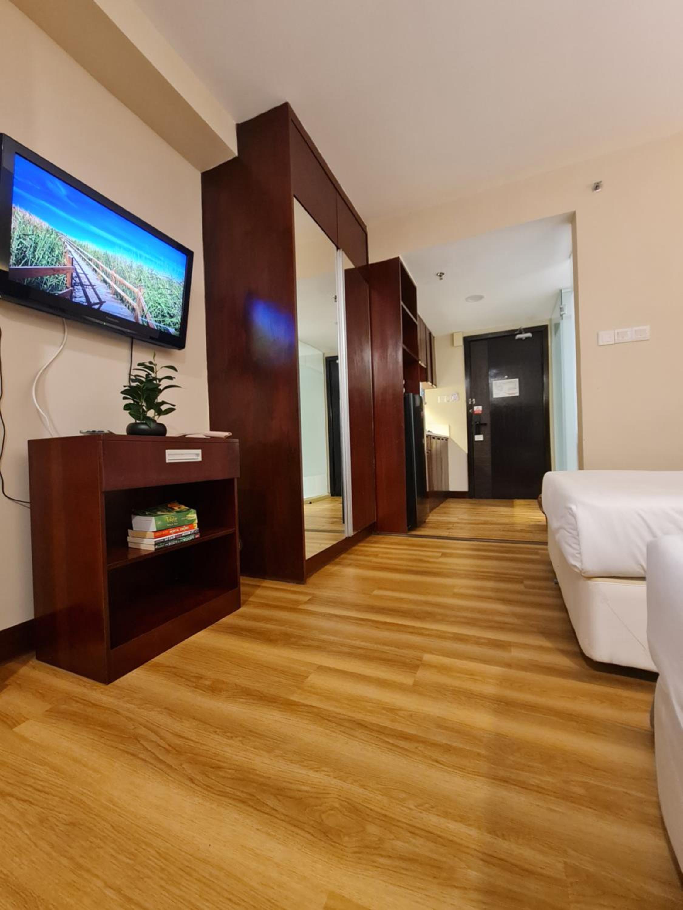 BV3 Studio Type with swimming pool in KK City Centre photo 2