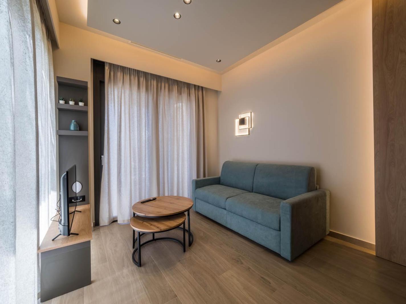 UNIQUE Suites Kalamata