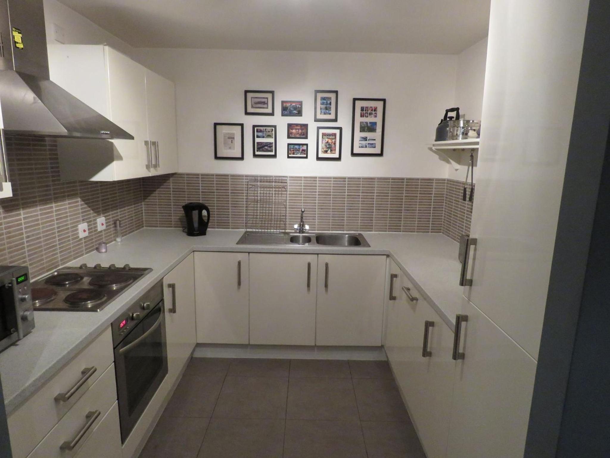 BT1 Apartments - James Clow view 3