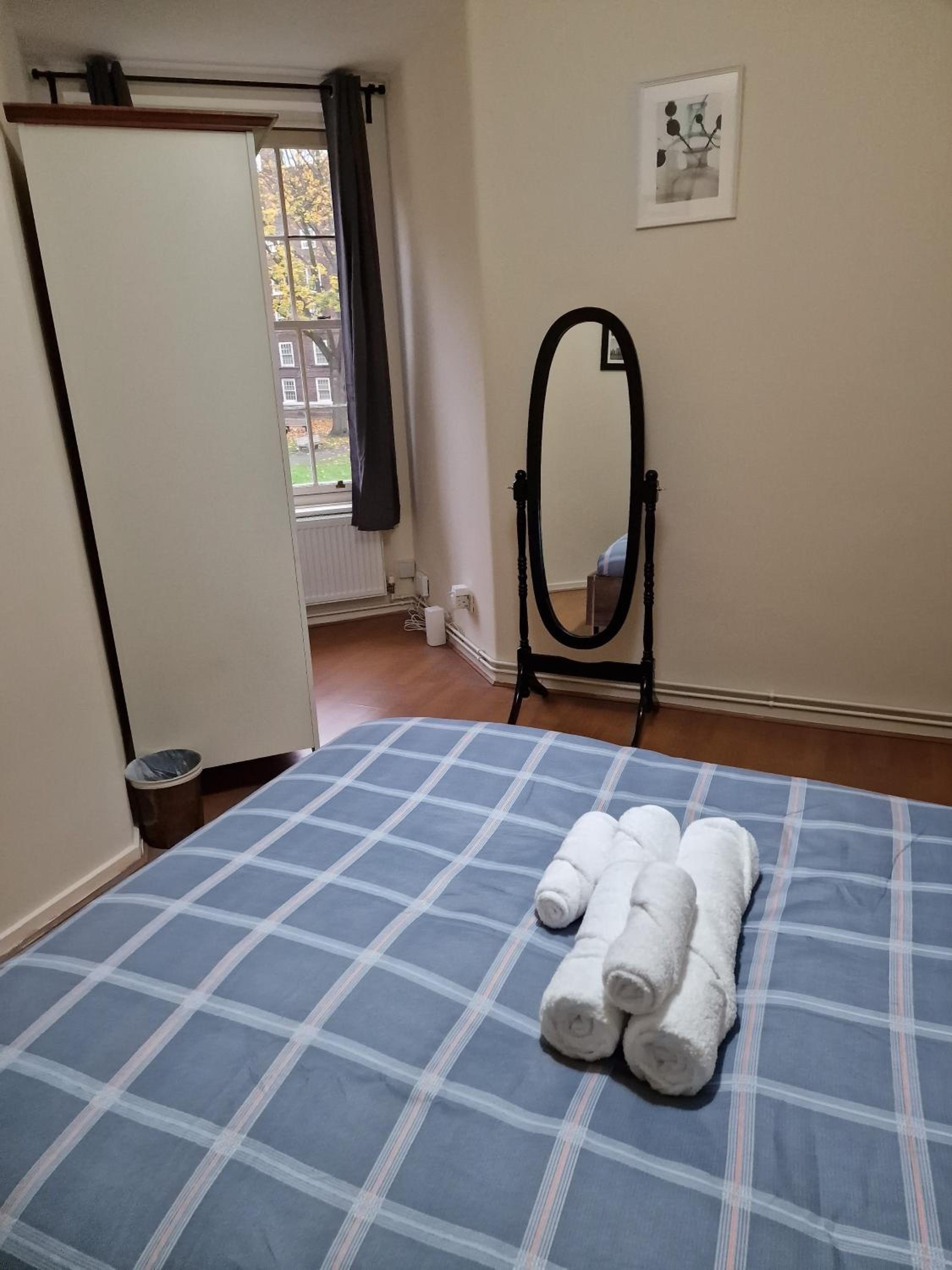 Waterloo - Zone 1 - Spacious one bedroom flat