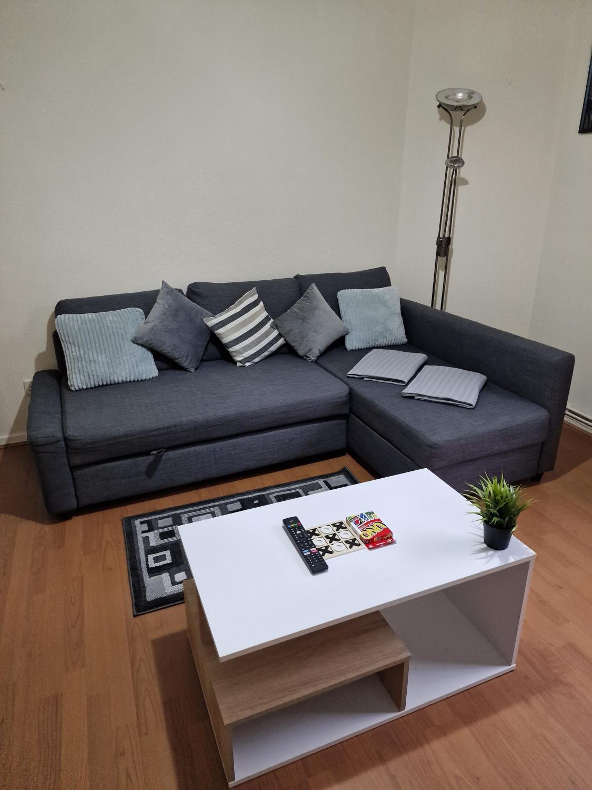 Waterloo - Zone 1 - Spacious one bedroom flat