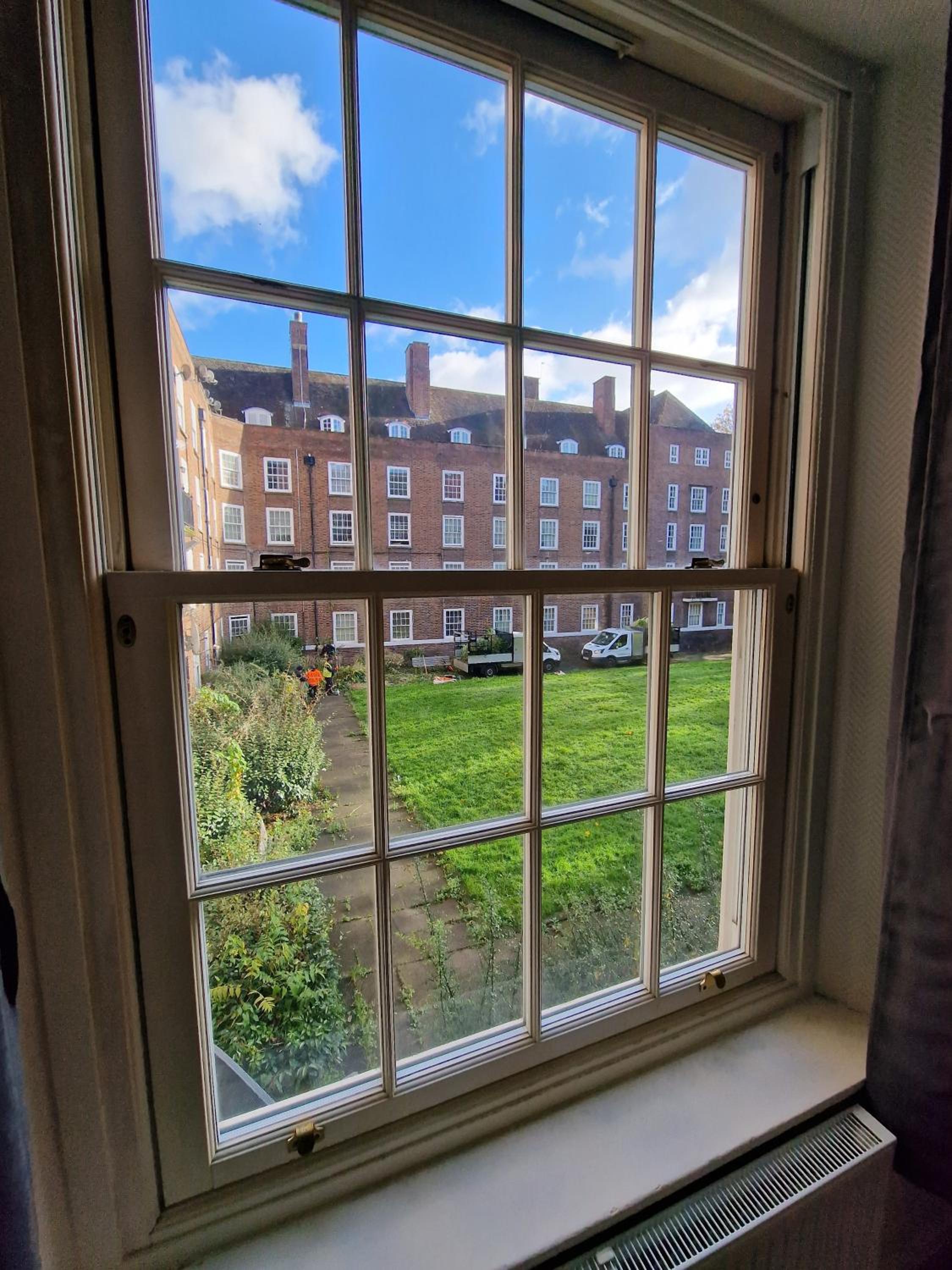 Waterloo - Zone 1 - Spacious one bedroom flat