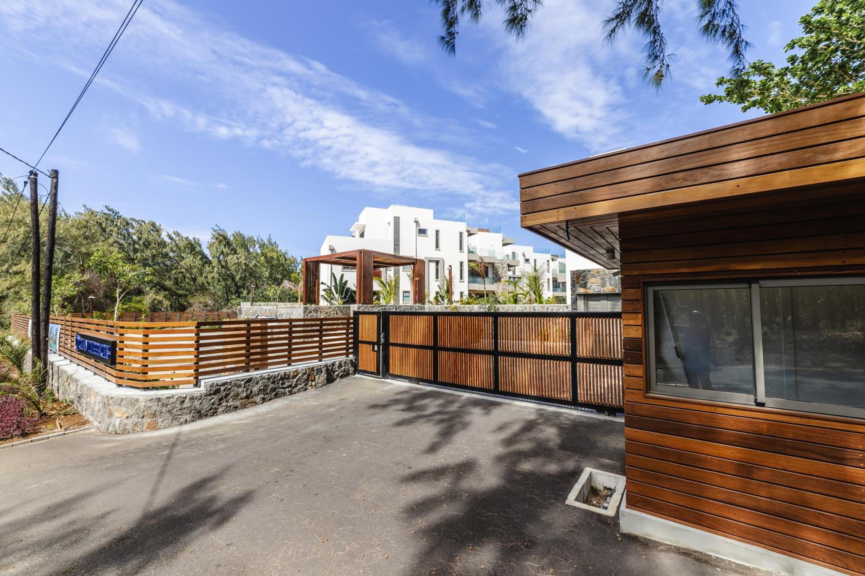 Apartment Beachfront Ocean Terraces Residence, Poste Lafayette-Apt-C2 photo 3