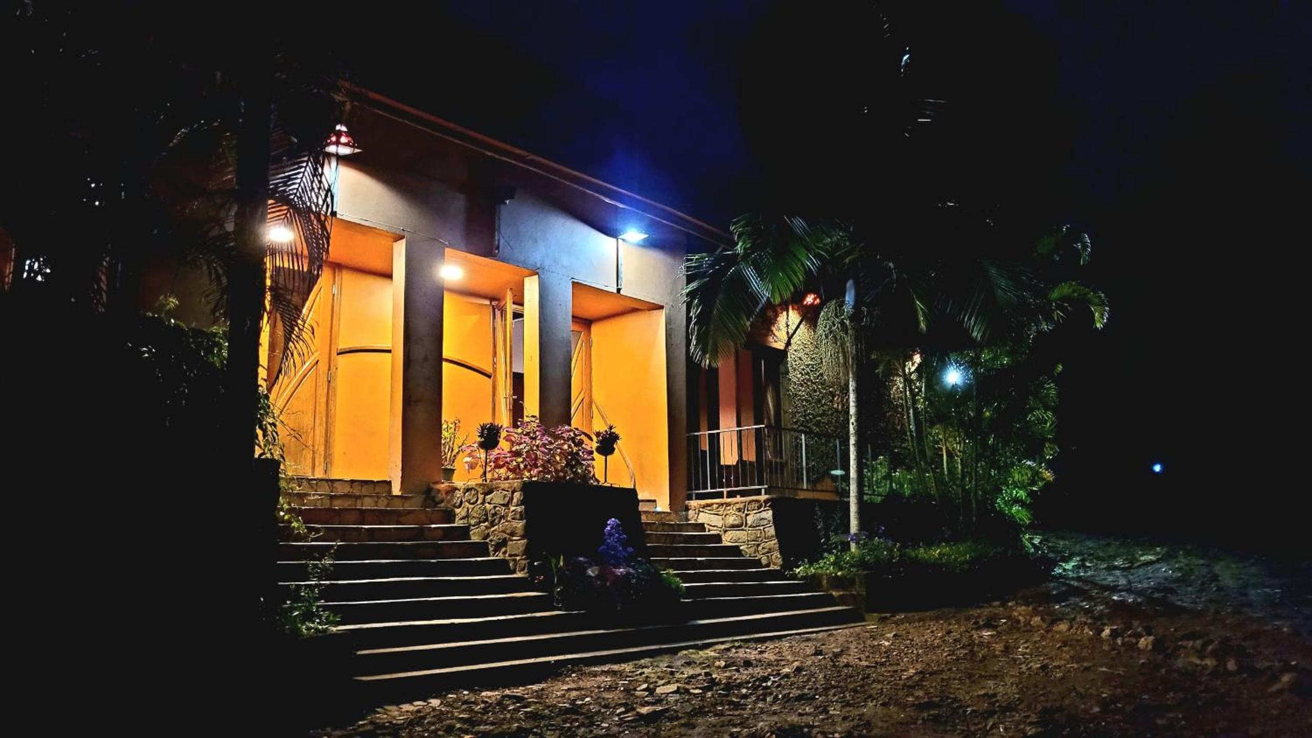 Babylon Lodge view 5