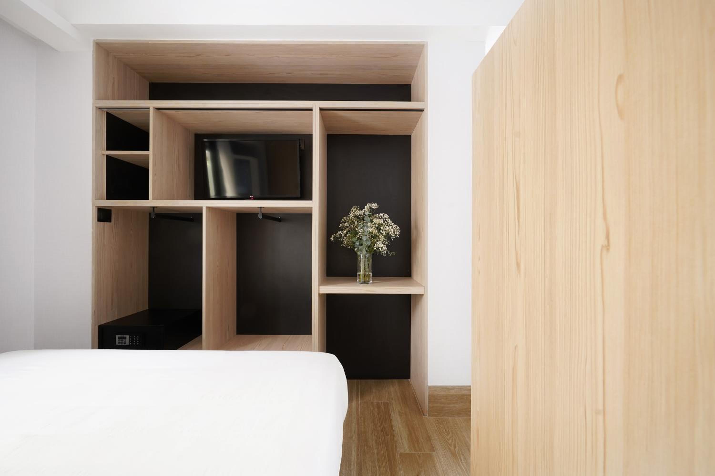 Numa Madrid Goya