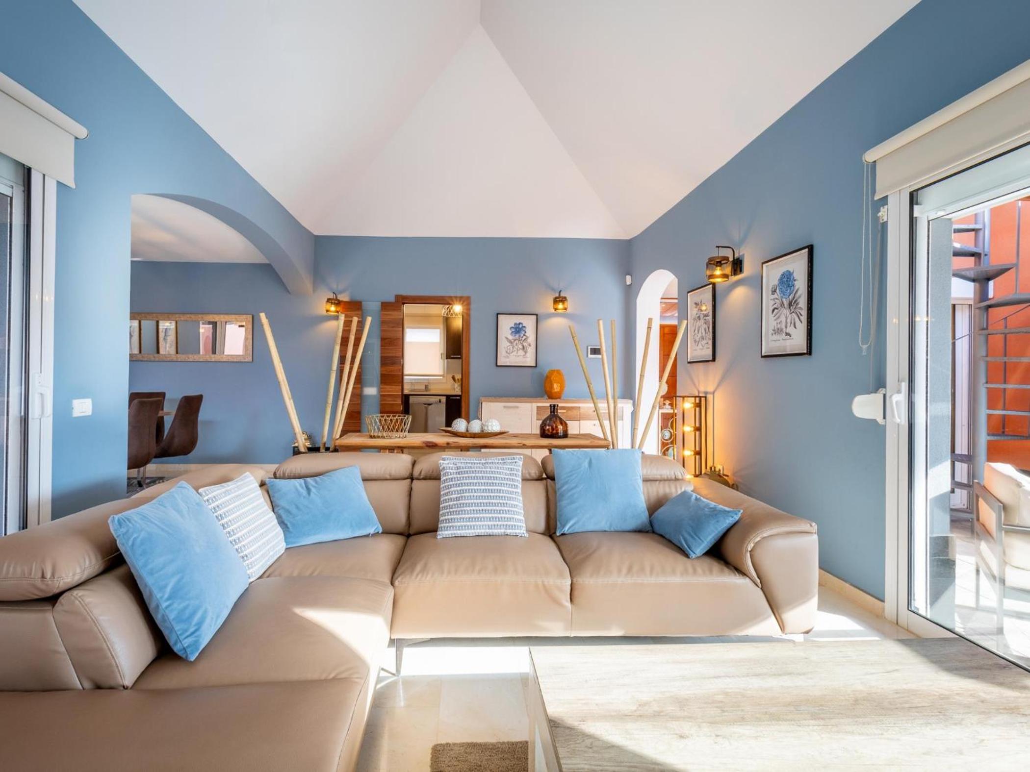 Elegant Villa Paola Private Heated Pool