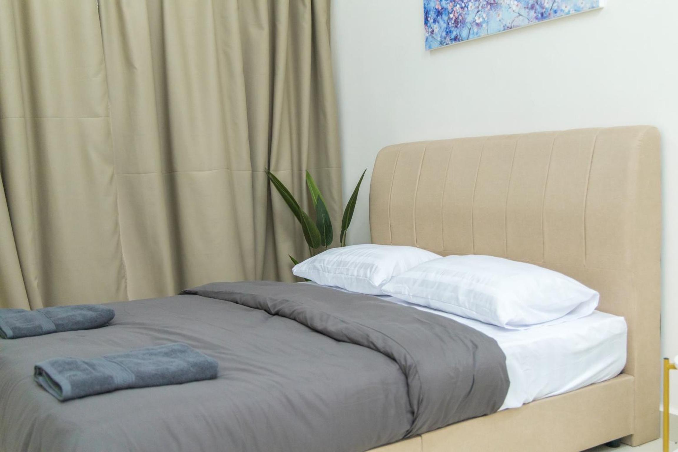 FxA Studios Core Soho Suites KLIA 1 & 2 Sepang FREE WIFI view 3