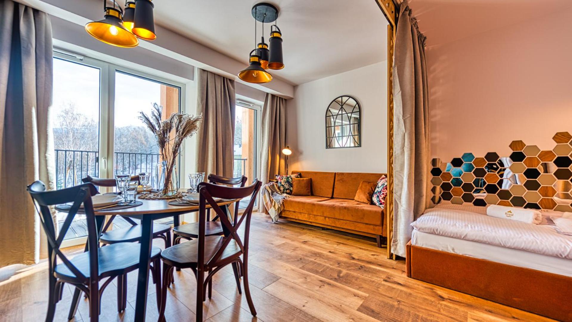OSTOJA RESIDENCE VIP z sauną, strefą relaksu i pokojem zabaw by Royal Aparts