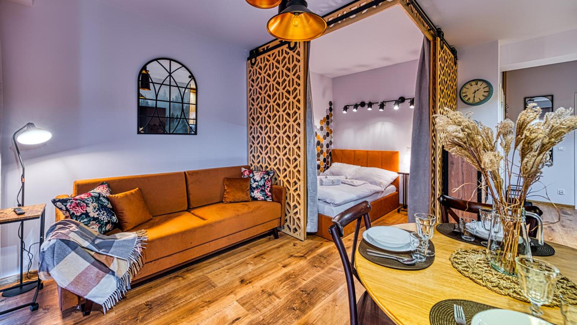 OSTOJA RESIDENCE VIP z sauną, strefą relaksu i pokojem zabaw by Royal Aparts
