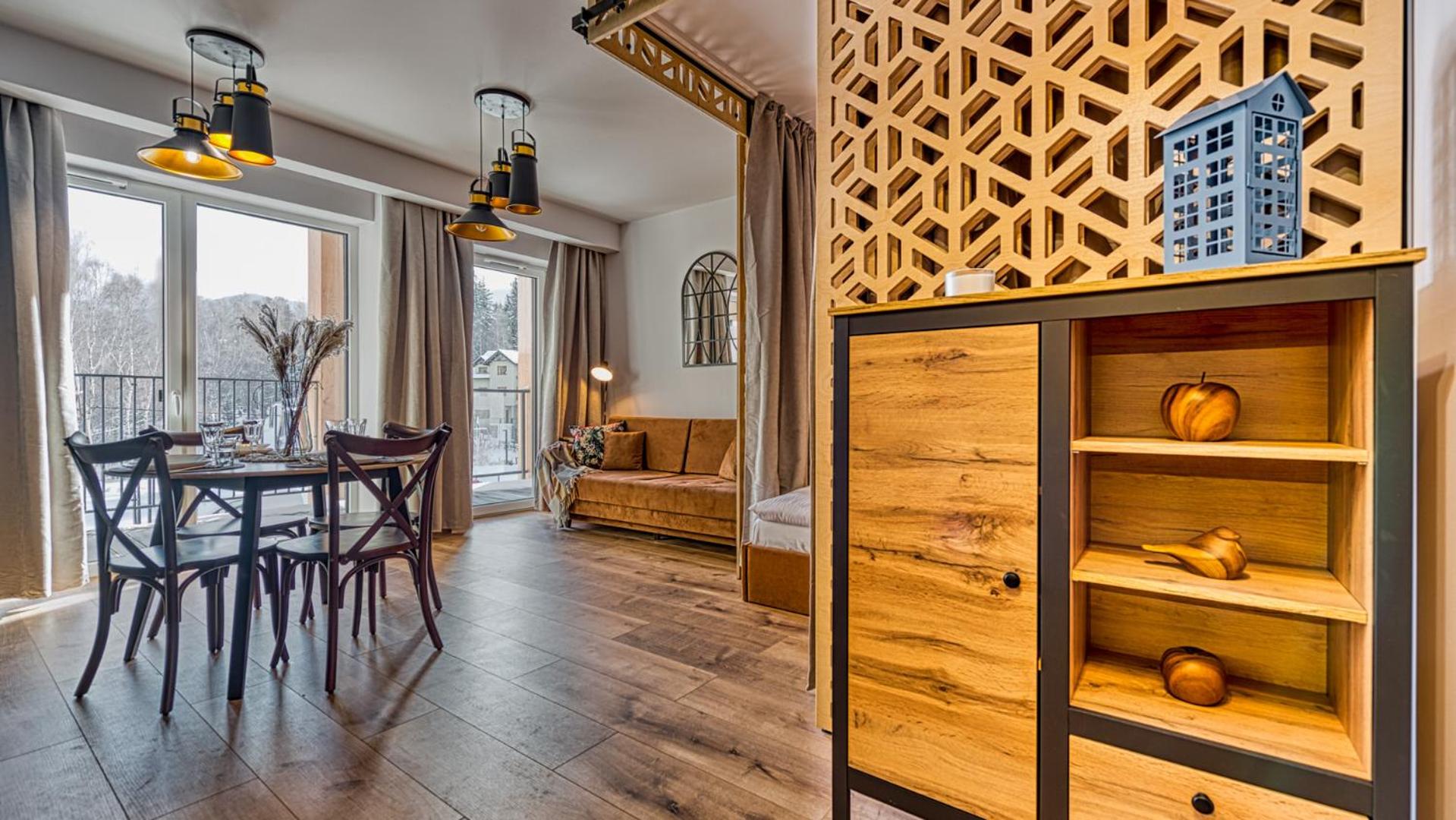 OSTOJA RESIDENCE VIP z sauną, strefą relaksu i pokojem zabaw by Royal Aparts