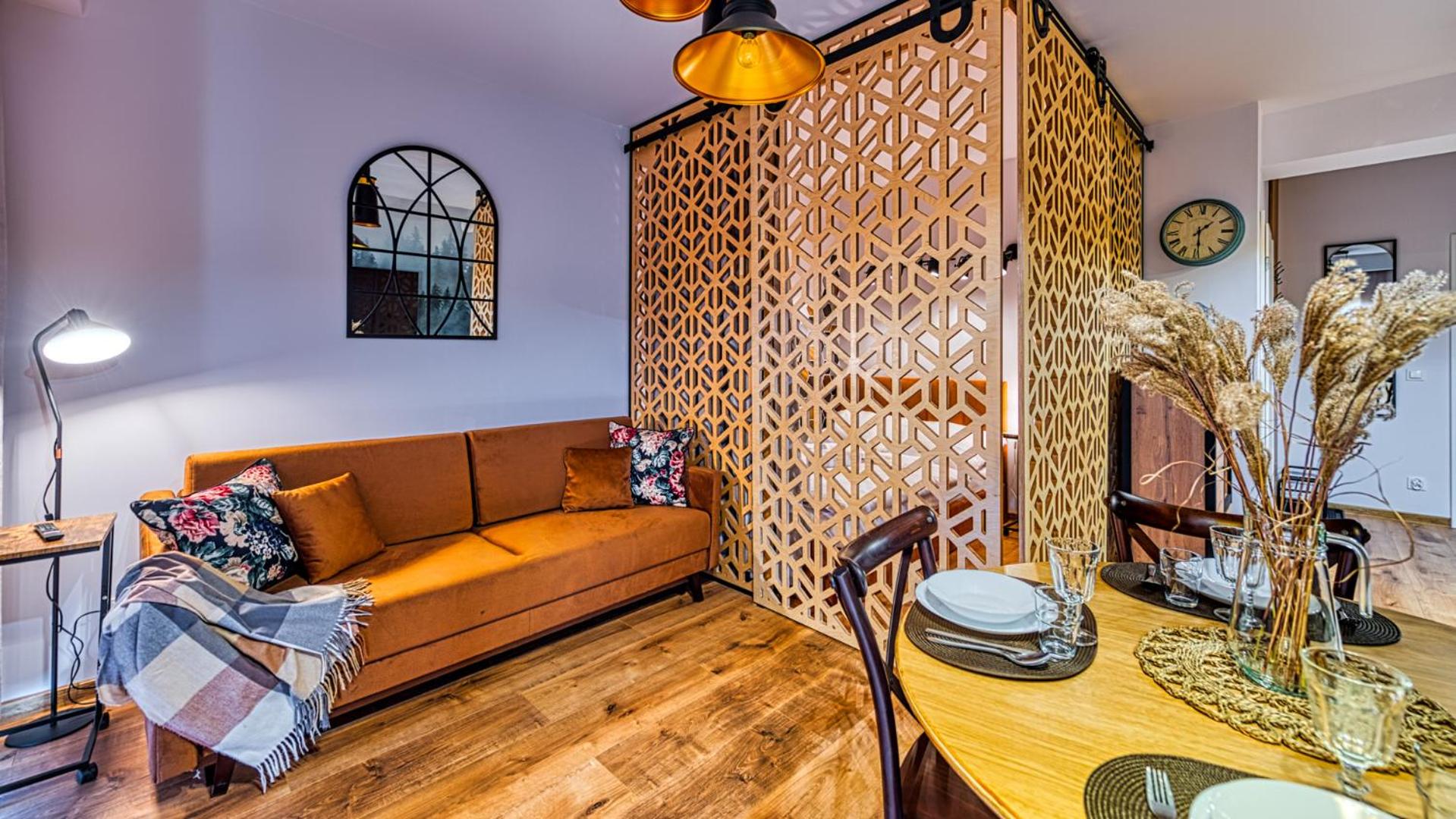 OSTOJA RESIDENCE VIP z sauną, strefą relaksu i pokojem zabaw by Royal Aparts