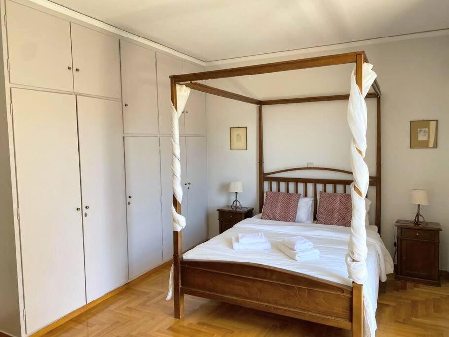 Unique Spacious new 3BDR apt in Mouson/Filopappou