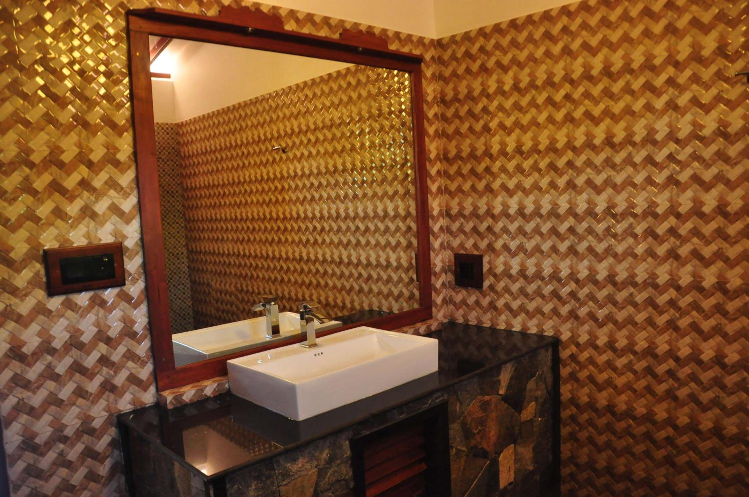 Asantha Guest House