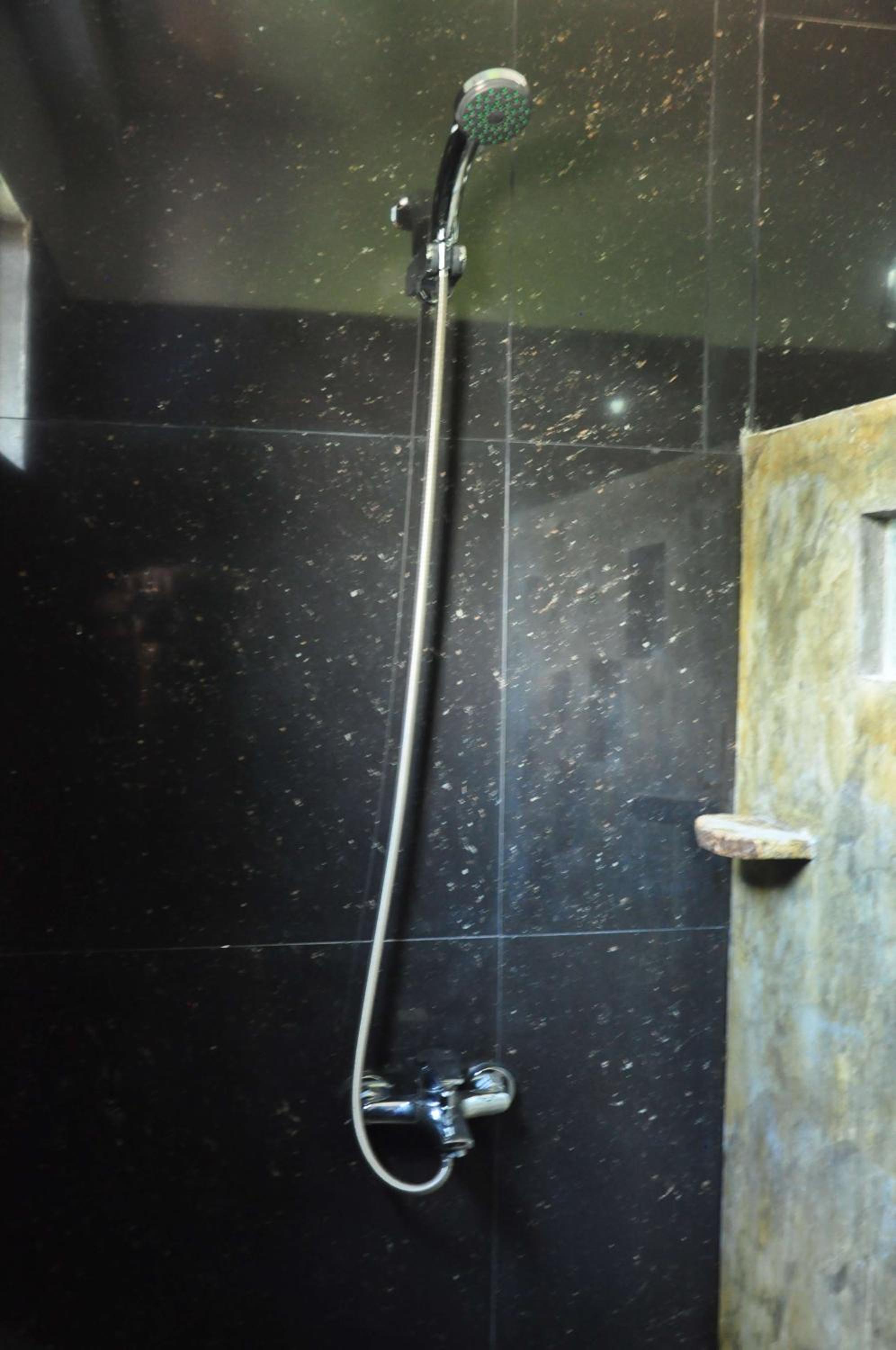 Asantha Guest House