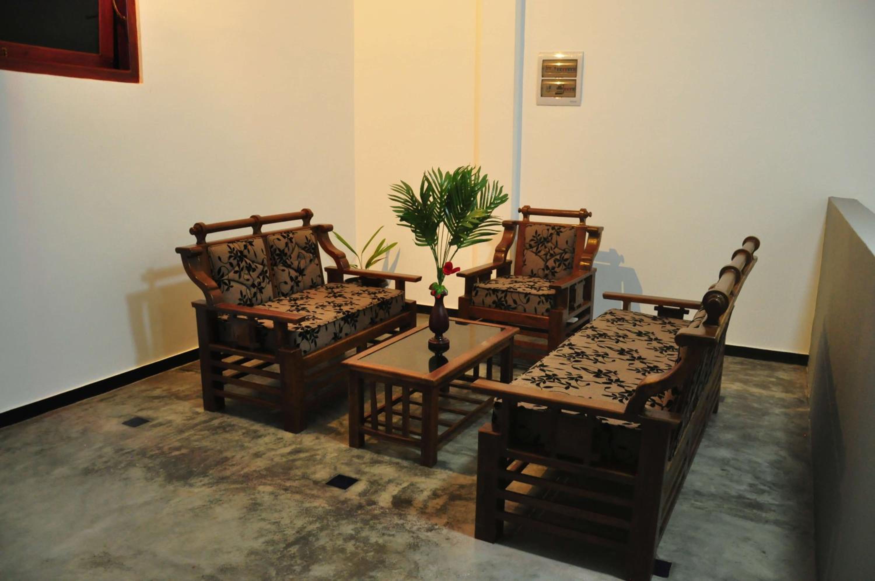 Asantha Guest House