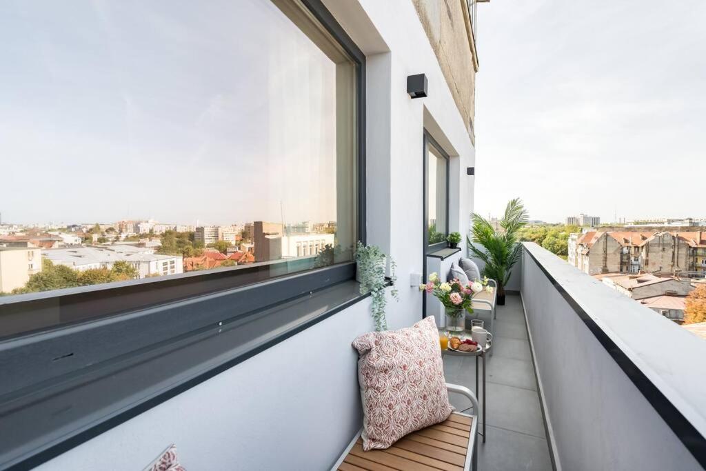 Stunning Views 3BR Sunny Flat - Amazing Terrace