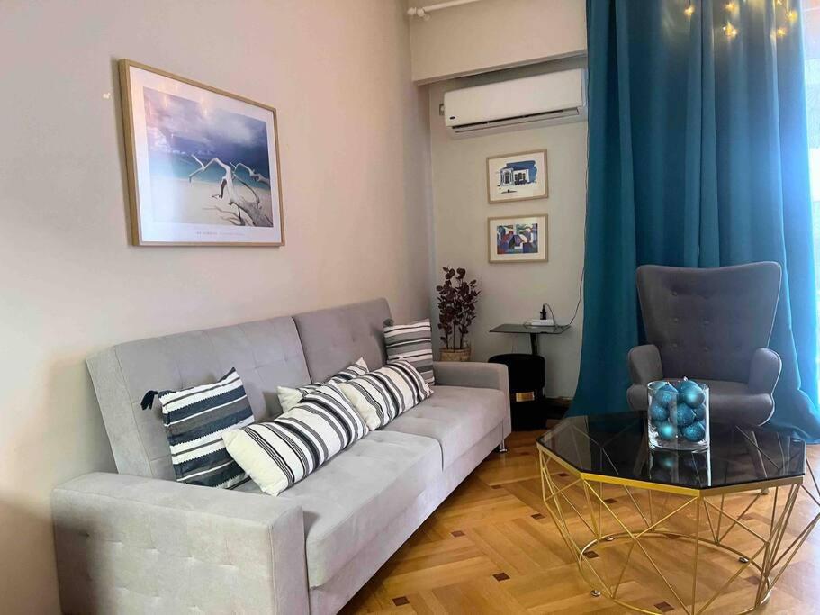 Amazing Huge Bright full 3BDR apt inAcropolis