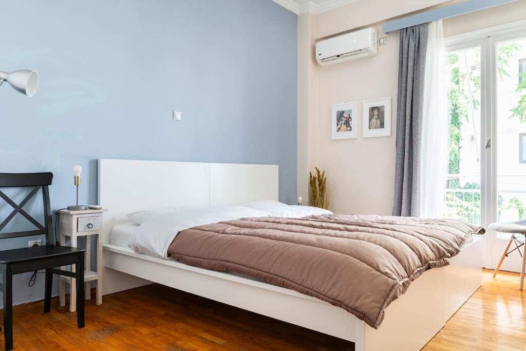 Amazing Huge Bright full 3BDR apt inAcropolis