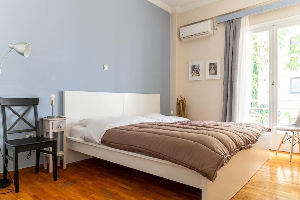 Amazing Huge Bright full 3BDR apt inAcropolis