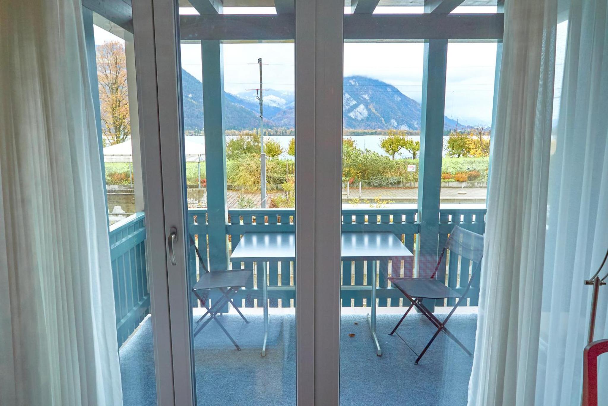 Lake apartment by Interlaken