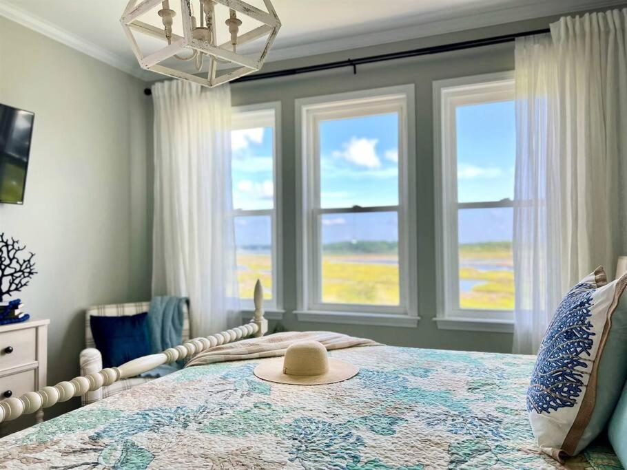 Summer Coast House with hot tub and pool! view 4