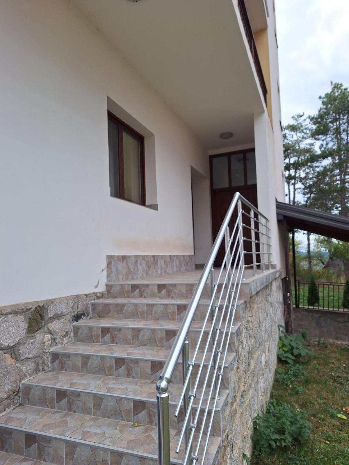 Vi Mi Apartmani view 2
