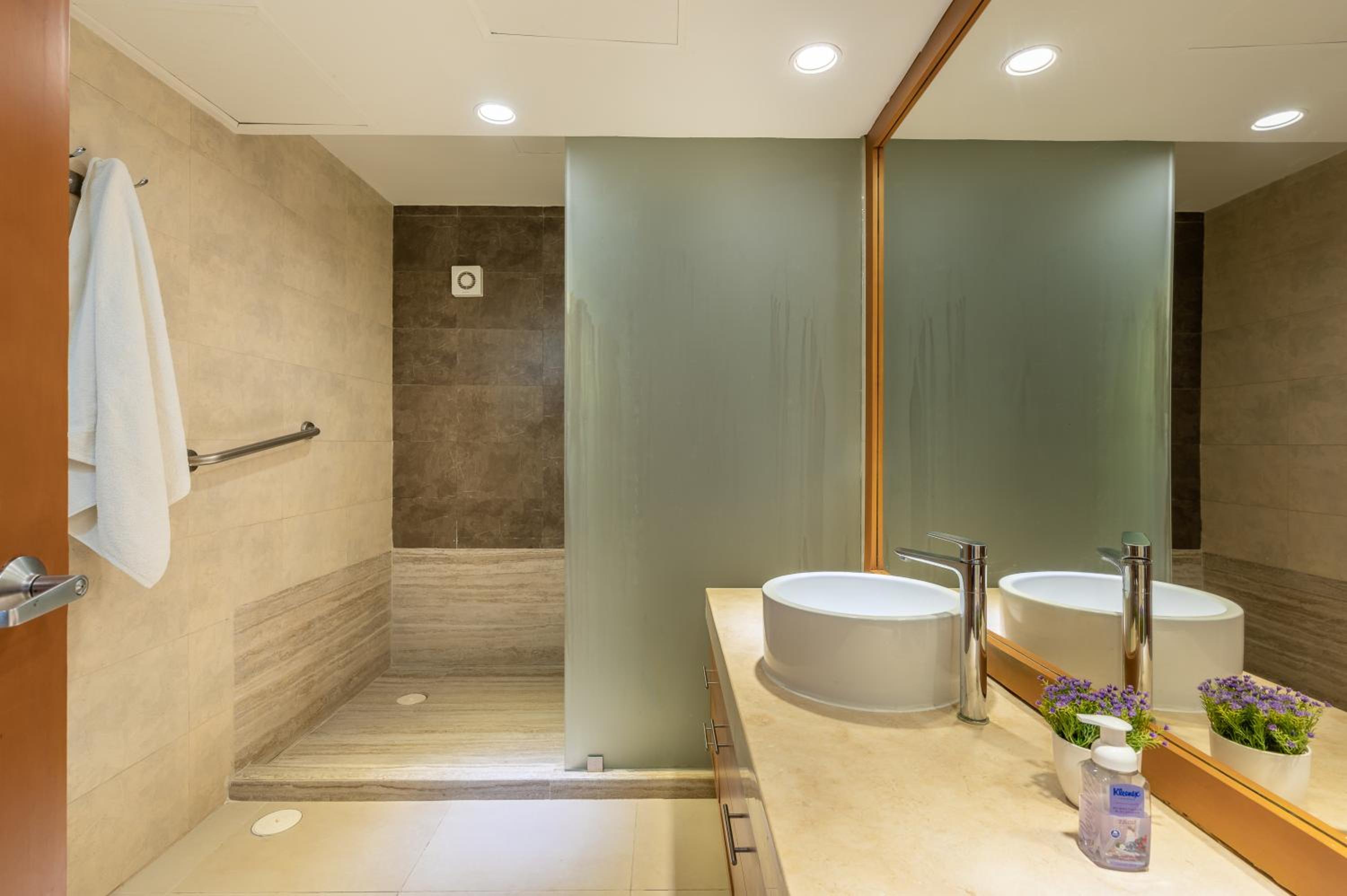 Hermoso Penthouse Aldea Thai view 3