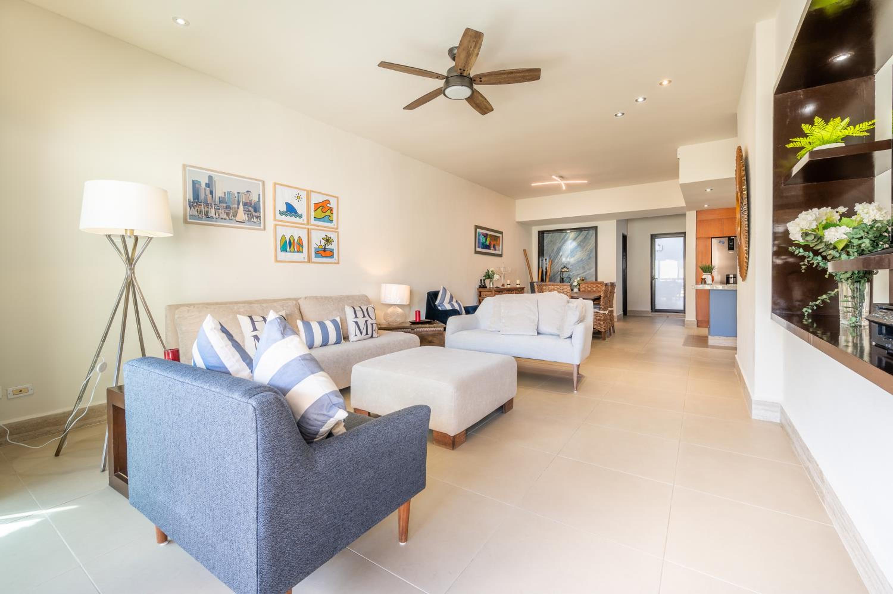 Hermoso Penthouse Aldea Thai view 4