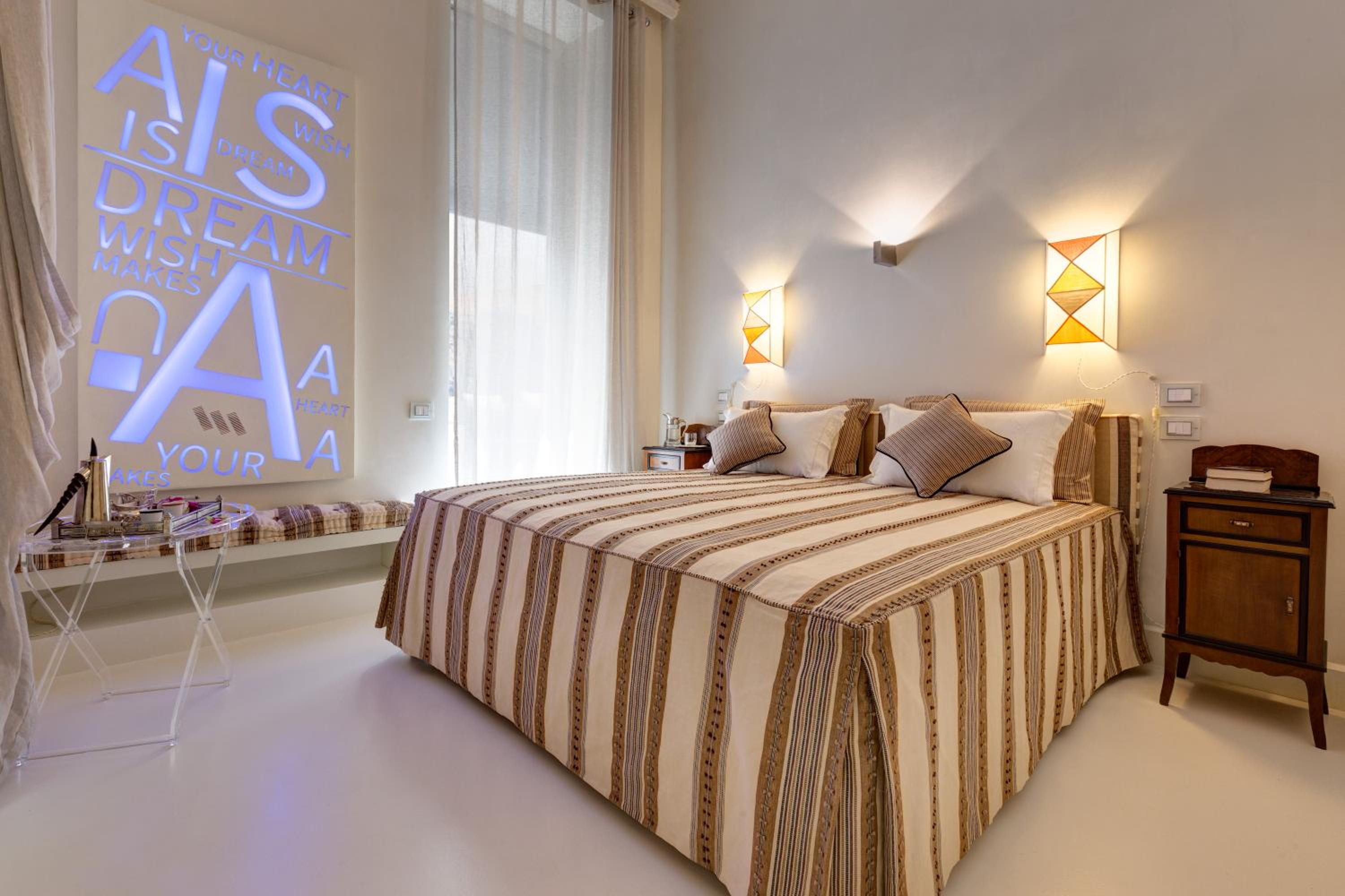 Domus Domitia Luxury Living