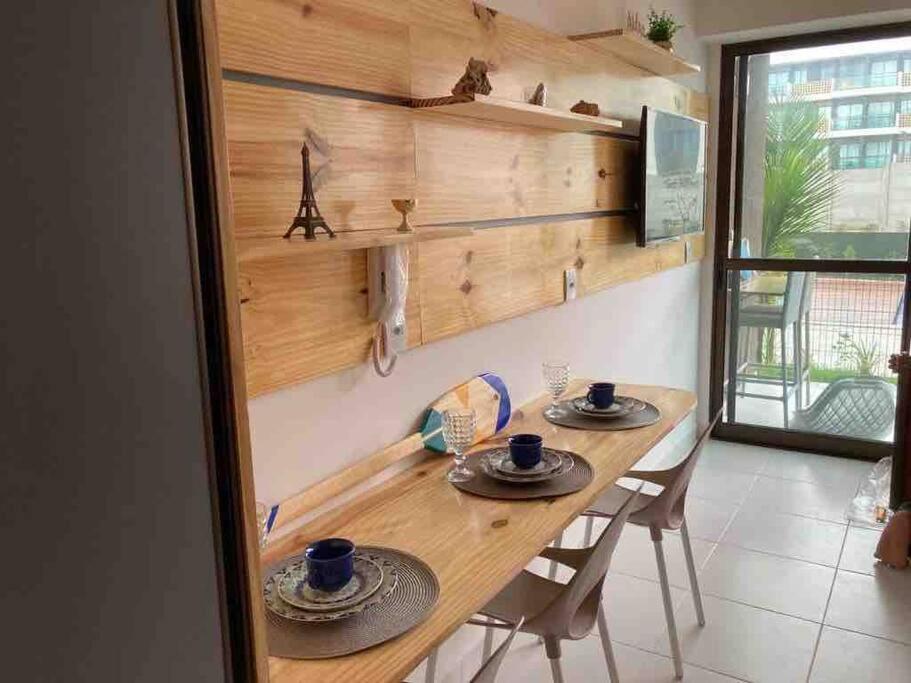 Resort em Porto de Galinhas- Flat Térreo Frente Piscinas- Muro Alto-B18