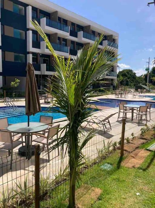 Resort em Porto de Galinhas- Flat Térreo Frente Piscinas- Muro Alto-B18