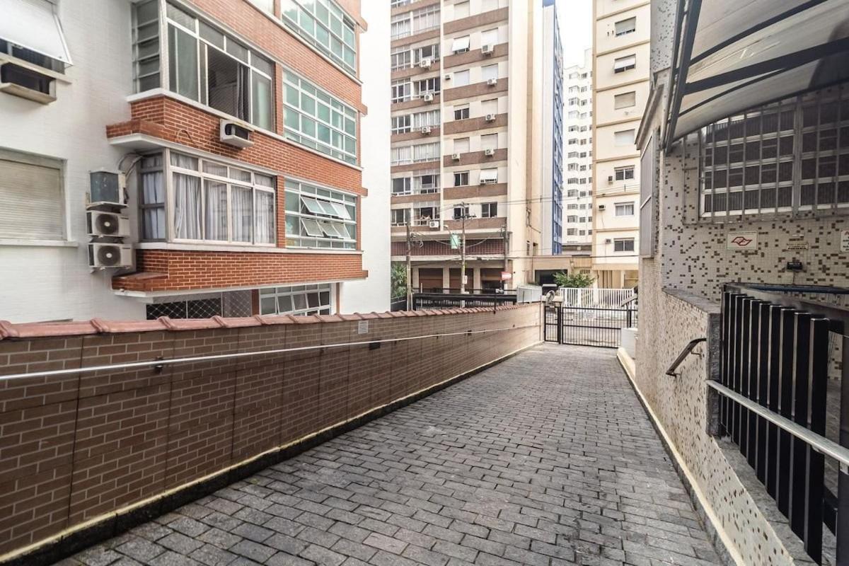 Apartamento na Praia Boqueirão em Santos SP