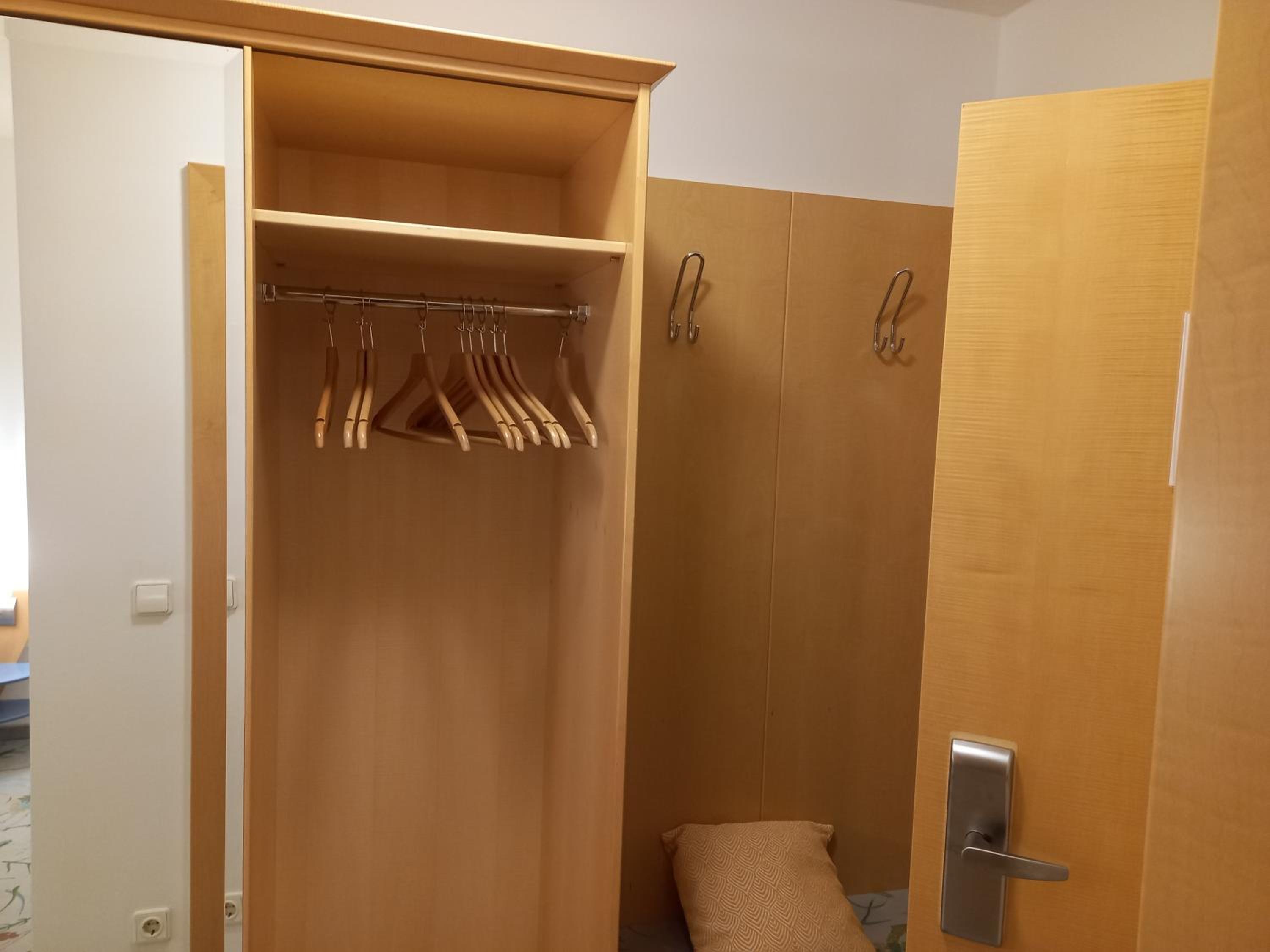 Zweibettzimmer am Bauernhof mit Tieren (ehemaliges Golfhotel)